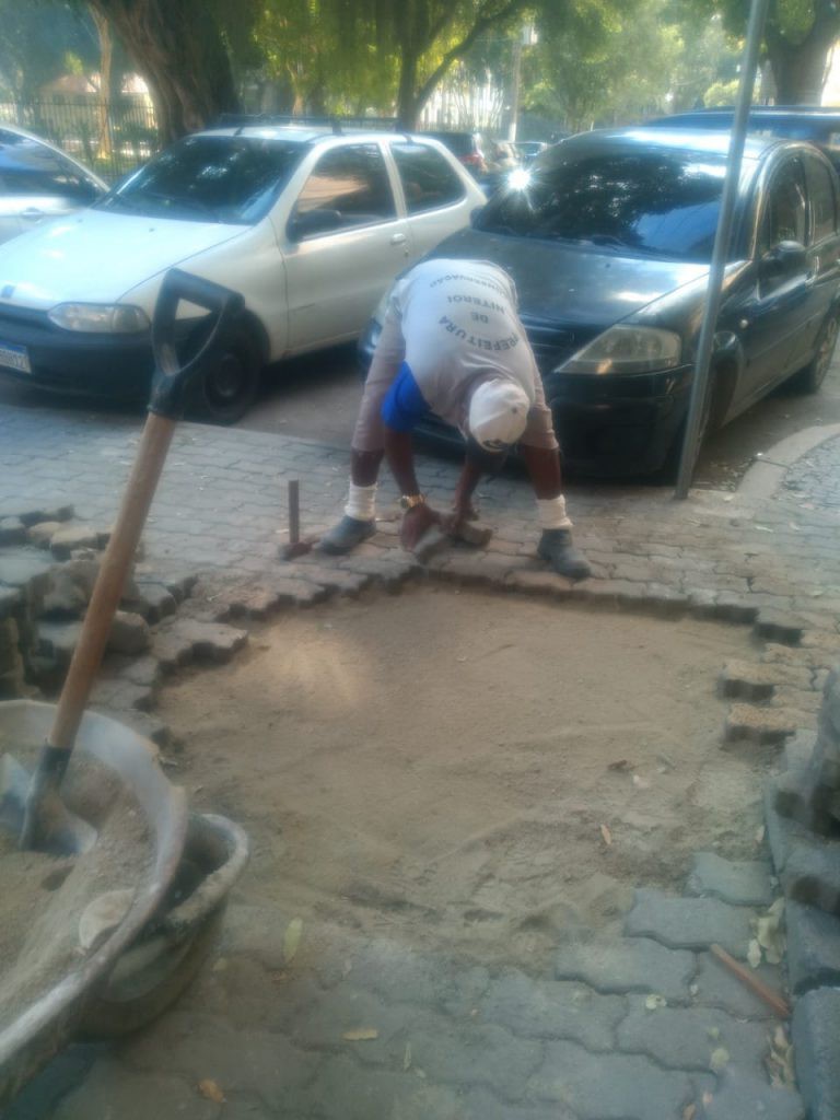 Serviços diversos em 28/04